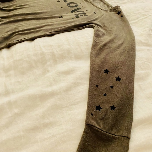 🌟HP🌟CHASER LOVE Sweatshirt - Picture 4 of 7